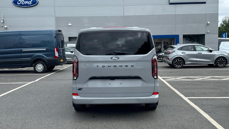Ford Tourneo Custom 340 L1 Electric Rwd 160kW 65kWh H1 Titanium X 8 seater Auto